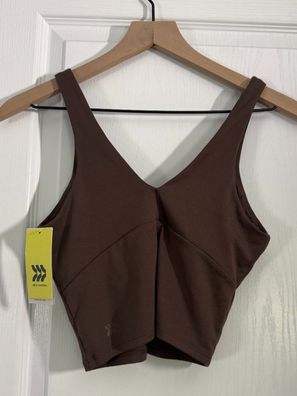 NWT - All In Motion - Flex V Neck Tank Bra - Espresso - Size Small